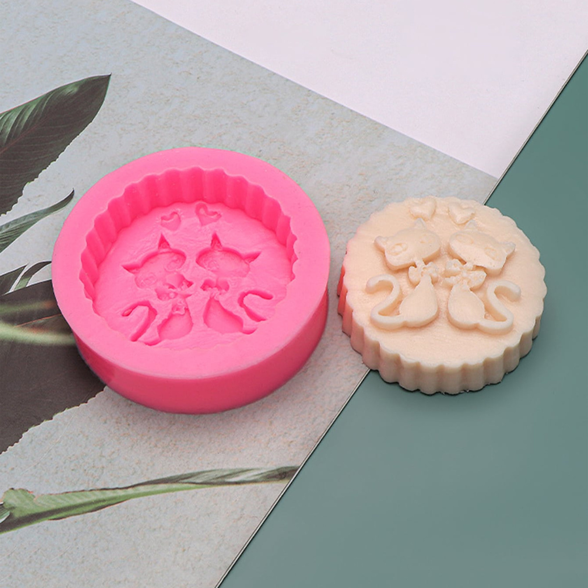 1-Piece Silicone Cat Soap Mold - Candle Making Ingredients ulasan dan harga